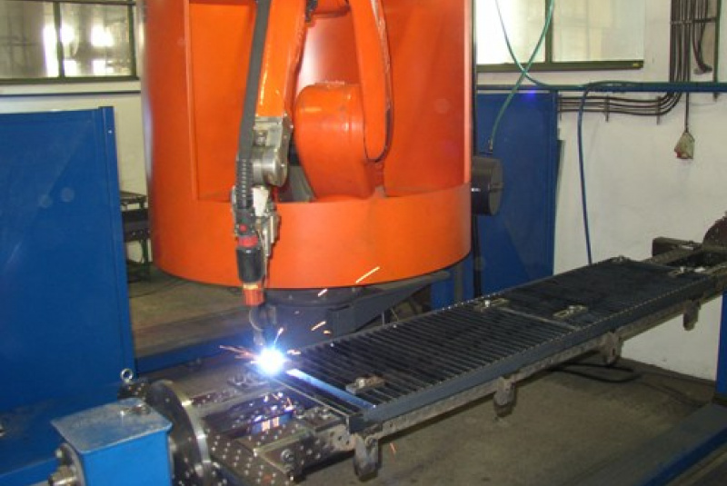 Stroje a zariadenia / Zváracie zariadenia - foto Stroje a zariadenia / Zváracie zariadenia - foto